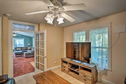 Spacious Downtown Chico Home, � Mile To Csu!