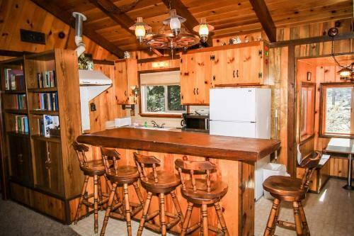 Cabin Idle Ours-933 By Big Bear Vacations
