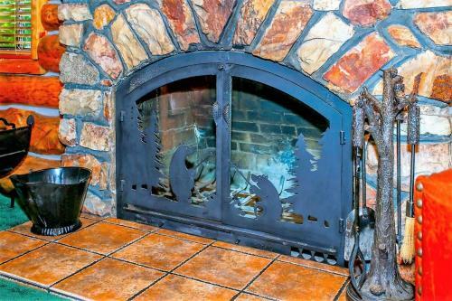 Pleasant Pause-1864 By Big Bear Vacations
