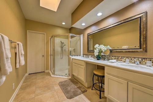 Condo On Golf Course, Walk To Coachella&stagecoach