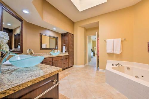 Condo On Golf Course, Walk To Coachella&stagecoach