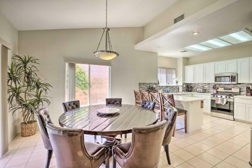 Quiet La Quinta Home With Pool 6 Mi To Polo Grounds!