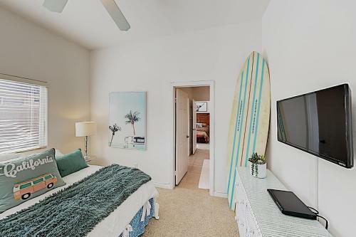 New Listing! La Quinta Cove Adobe Home With Pool Home