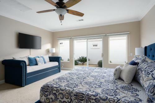 Desert Oasis 5 Star Private Pool-spa-bbq And More