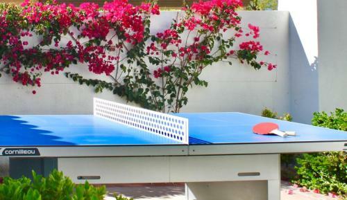 Must See-5 Star Rated-stunning Views, Pool, Spa And More