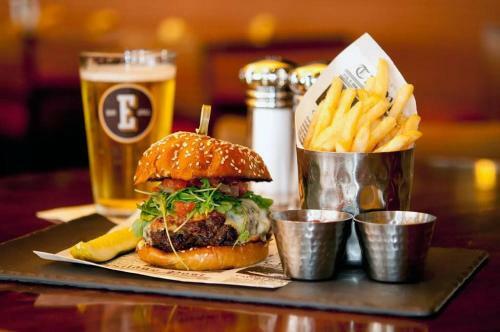 Top Rated 5 Star Getaway Bbq Pool Spa And More