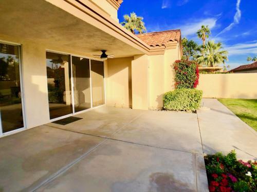 Desert Sanctuary 5 Star Private Pool-spa-bbq More