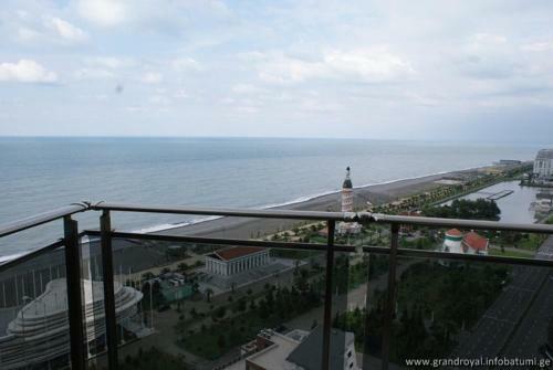 Grand Royal Hotel