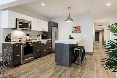 Hip & Urban Loft 1-bedroom Dtla