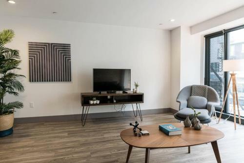 Hip & Urban Loft 1-bedroom Dtla