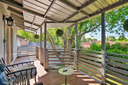 Luxurious Downtown Lodi Apartment In Wine Country!