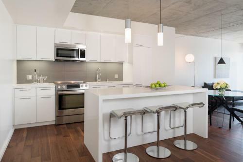 Aparthotel Aka West Hollywood, Serviced Apartment Residences