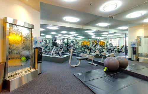 Apartamento Beverly Hills Adjacent 2-bedroom Penthouse