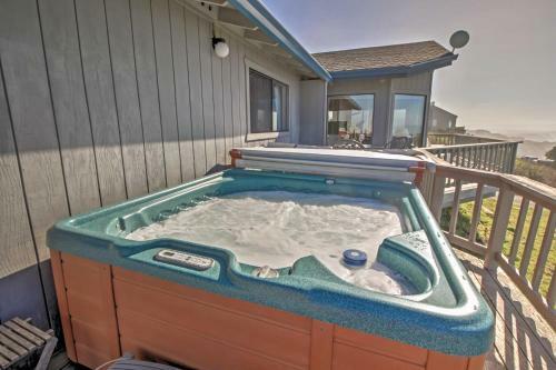 Sea Bs Irish Beach Getaway With Deck And Ocean View