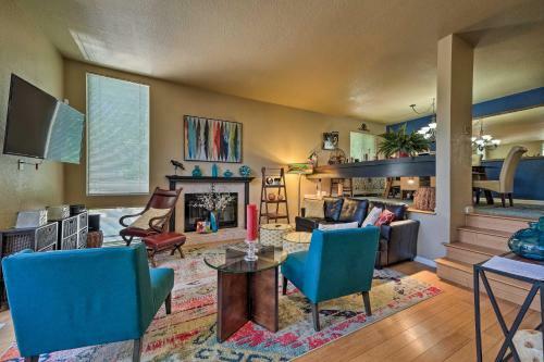Deluxe Townhome With Deck, 2 Mi To Dtwn Modesto