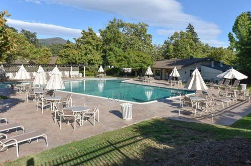 Apartamento 764 Cottages At Silverado Condo