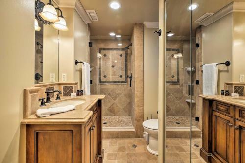 Luxury Newport Beach Getaway - 1 Block From Shore!