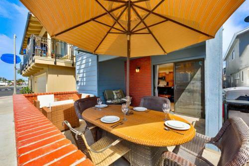 Nb-124a - Newport Beachhouse I