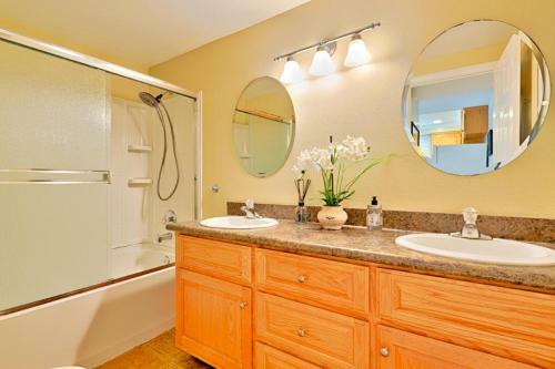 Nb-3800 Surf And Sand Beach Paradise