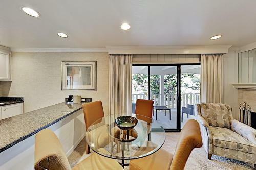 Apartamento Sleek Condo Within Silverado Community - Pool, Dining Condo