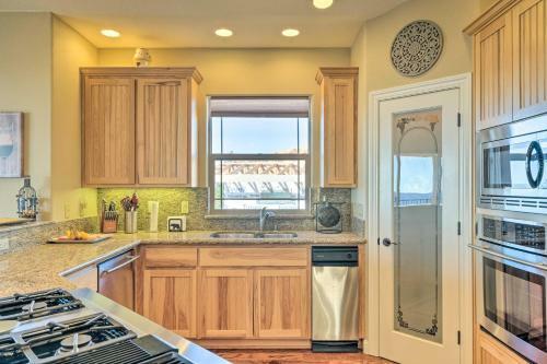 Murphys Retreat With Canyon Views And Game Room