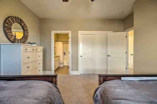 Murphys Retreat With Canyon Views And Game Room