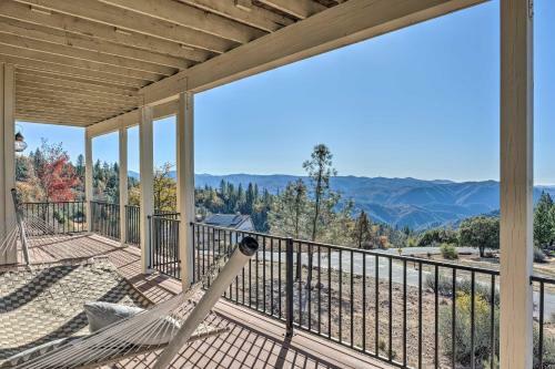 Murphys Retreat With Canyon Views And Game Room