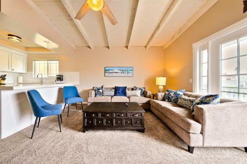 Nb-1126-2 - Newport Beach Delight II