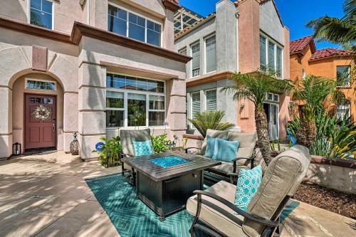Luxe Home With Rooftop Patio Walk To Oceanside Beach
