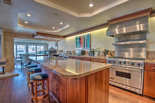 Luxurious Channel Island Harbor Home With Boat Dock!