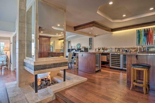 Luxurious Channel Island Harbor Home With Boat Dock!