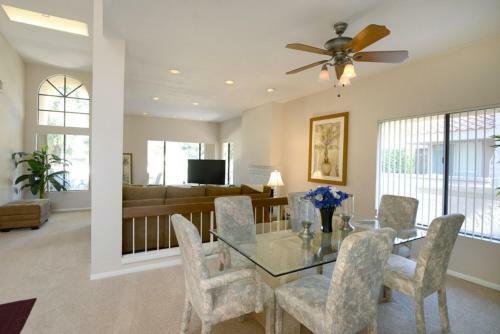 Casa Blanca Serenity By Oranj Palm