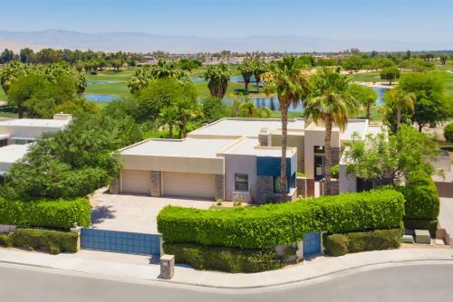 Casa Sonora Grande With Golf Course Views By Oranj Palm