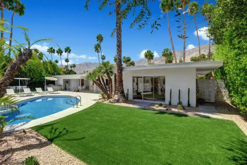 Canyon Oasis - Private Pool Home By Oranj Palm