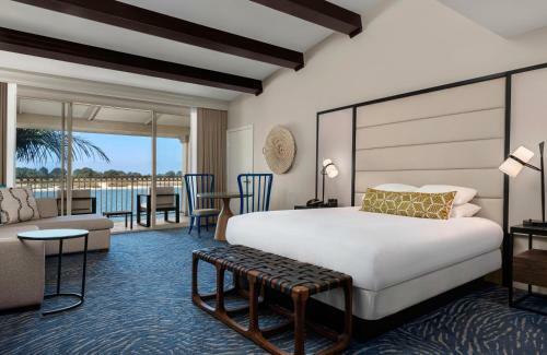 Hotel San Diego Mission Bay Resort
