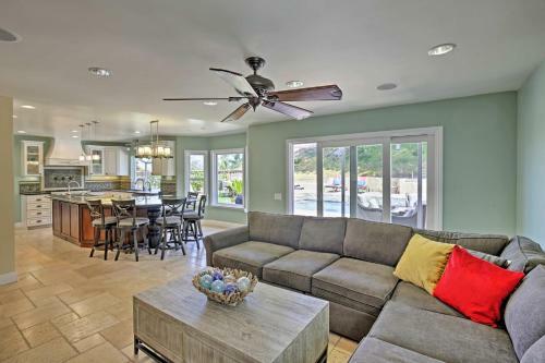 Luxury Del Mar Home With Pool About 10 Mins To Beaches!