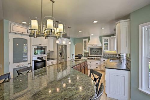 Luxury Del Mar Home With Pool About 10 Mins To Beaches!