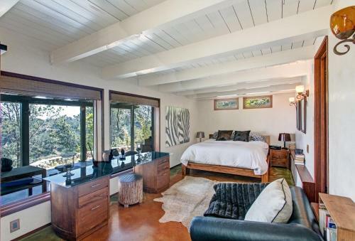 Del Mar Tree House - Views For Days, Perched Atop Del Mar! Home