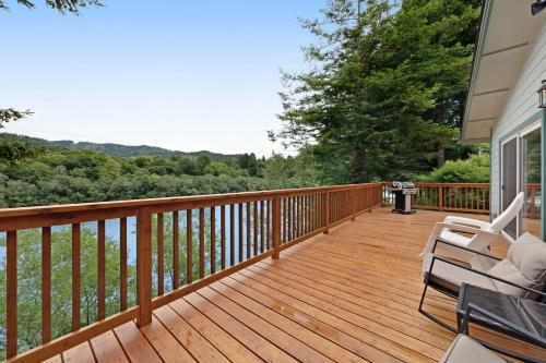 Redwoods On The River Retreat