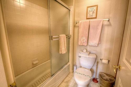 Slippery Slope Chalet By Lake Tahoe Accommodations