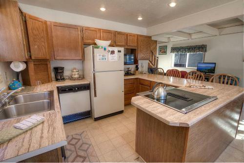 Meadow View Chalet By Lake Tahoe Accommodations