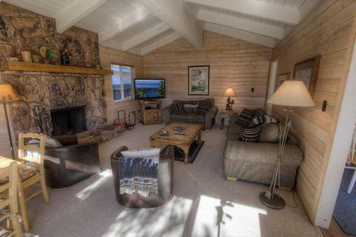 Rock Water Cove By Lake Tahoe Accommodations