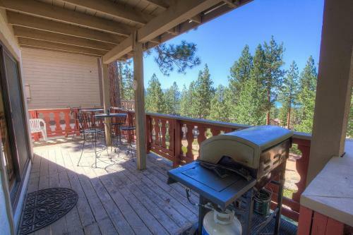 Pinehill Ponderosa By Lake Tahoe Accommodations