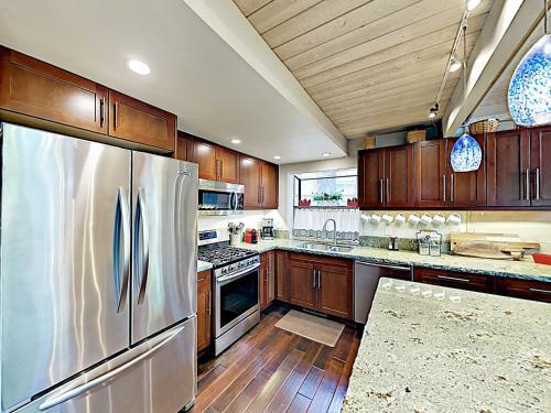 New Listing! Modern Cabin With Pool & Private Garage Home