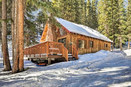 Alma Cloud 9 Cabin With Fireplace And Wooded Views!