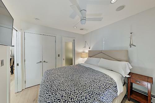 Apartamento Upscale West End Hideaway - Walk To Downtown Condo