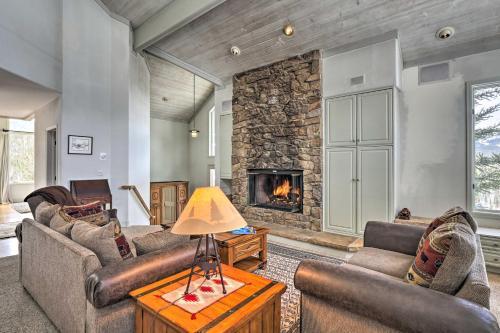 Mtn Retreat With Deck, 1 Mi To Main St Breckenridge!