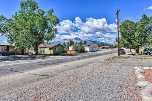 Rocky Mountain Cottage Walk To Main Street!