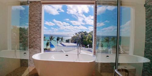 Hotel Boracay Ocean Club Beach Resort
