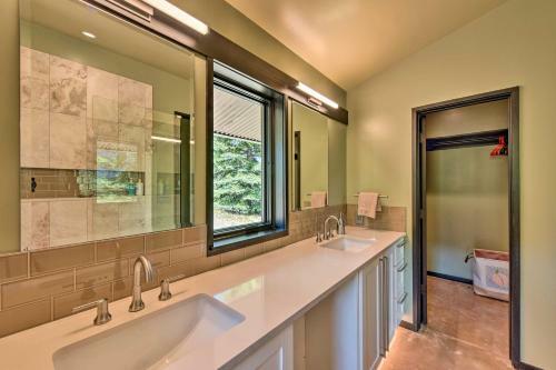 Custom Mt Crested Butte Home Walk To Lifts!